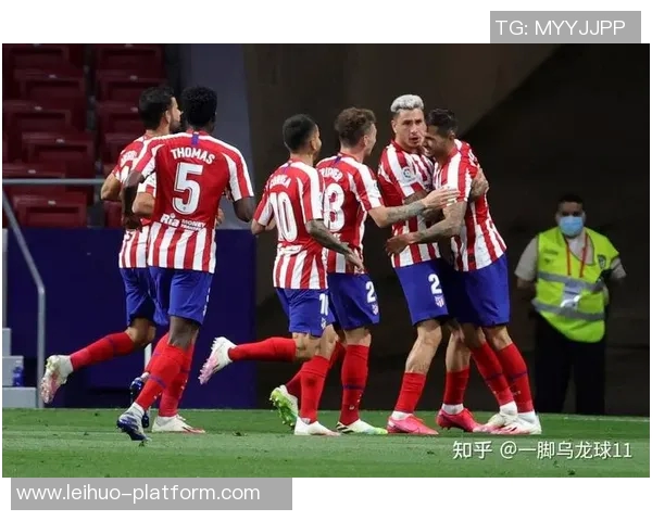 国王杯精彩对决那不勒斯大胜AC米兰乌龙球成比赛转折点