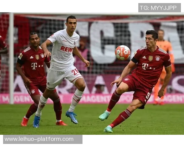 德甲精彩对决拜仁凭神扑力克切尔西转会传闻再起波澜