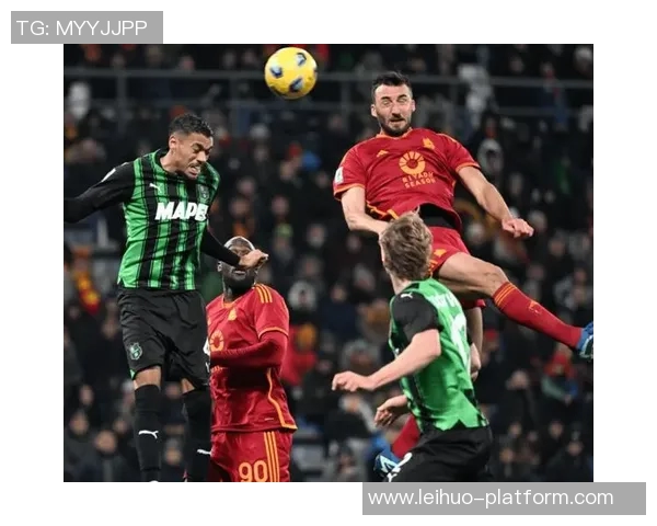 意甲激战尤文图斯逆转曼联红牌争议引发全场热议与战术分析