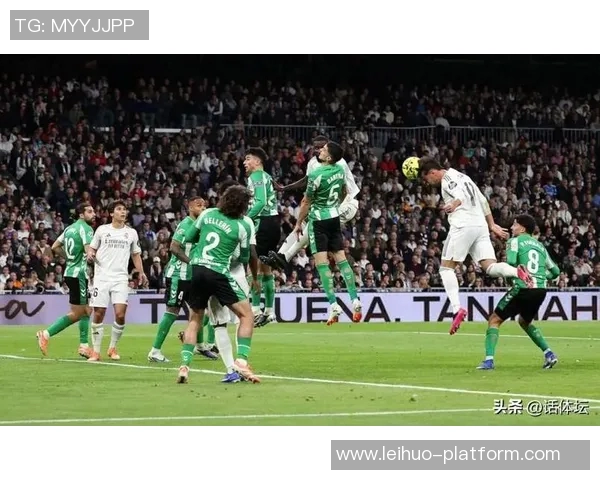 中超赛场惊现冷门皇马与莱比锡激战成平局神扑瞬间引发全场狂欢