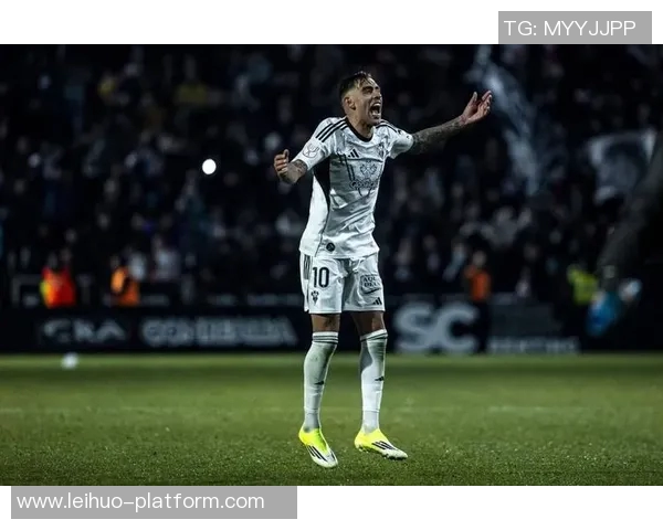 国王杯经典对决拜仁逆转皇马补时绝杀引发全场狂欢