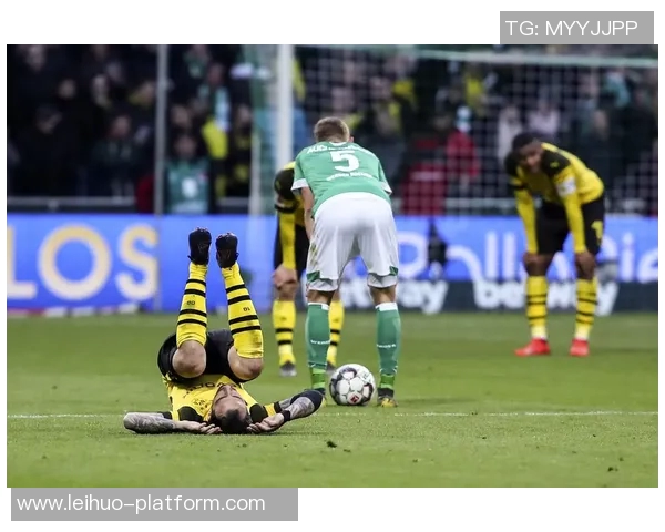 德甲精彩对决多特蒙德与曼联战成平局补时进球点燃全场激情