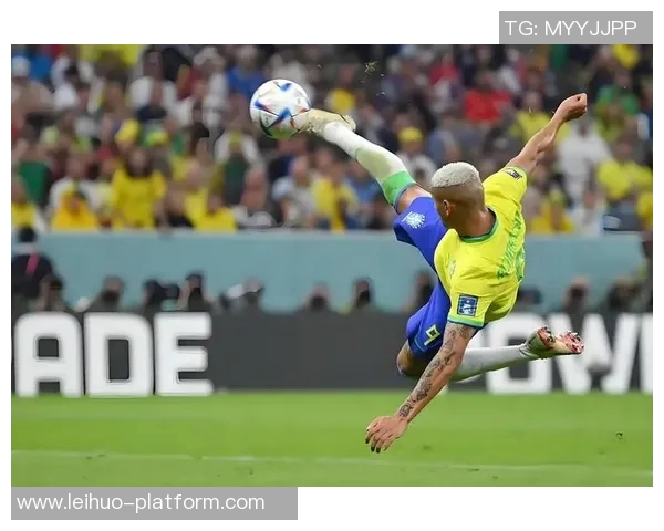 英超激战巴萨绝杀拜仁4-3全场沸腾精彩瞬间回顾