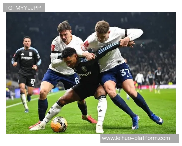 足总杯激战热刺与曼联战平绝杀瞬间点燃全场激情回顾集锦