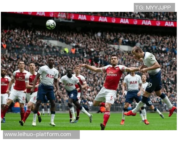 友谊赛热刺与曼城战平红牌事件引发全场热议与反思