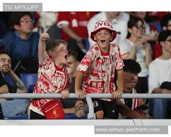 利物浦逆转里昂友谊赛精彩瞬间战术分析全场沸腾