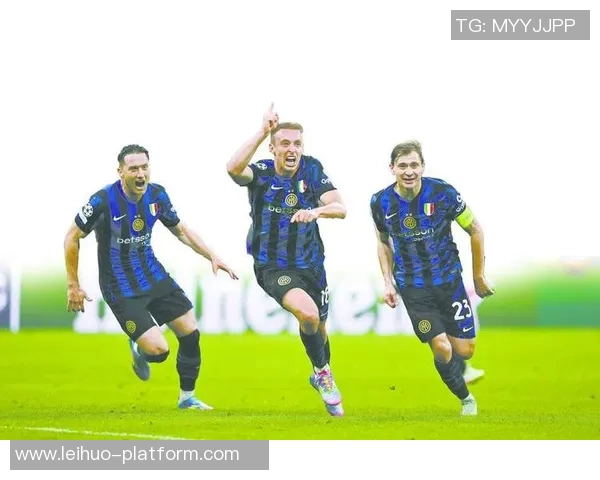 国米与巴萨友谊赛战平补时进球引发全场狂欢战术分析揭秘